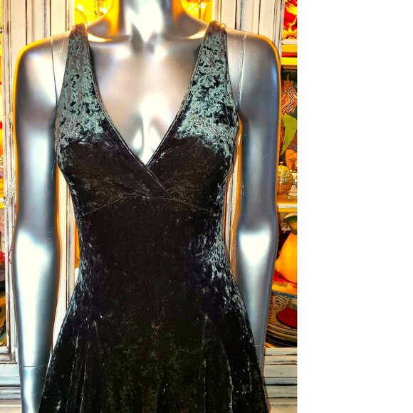 Vintage Betsey Johnson 90s Green Stretch Crushed Velvet Skater Slip Dress Size M - Picture 4 of 15